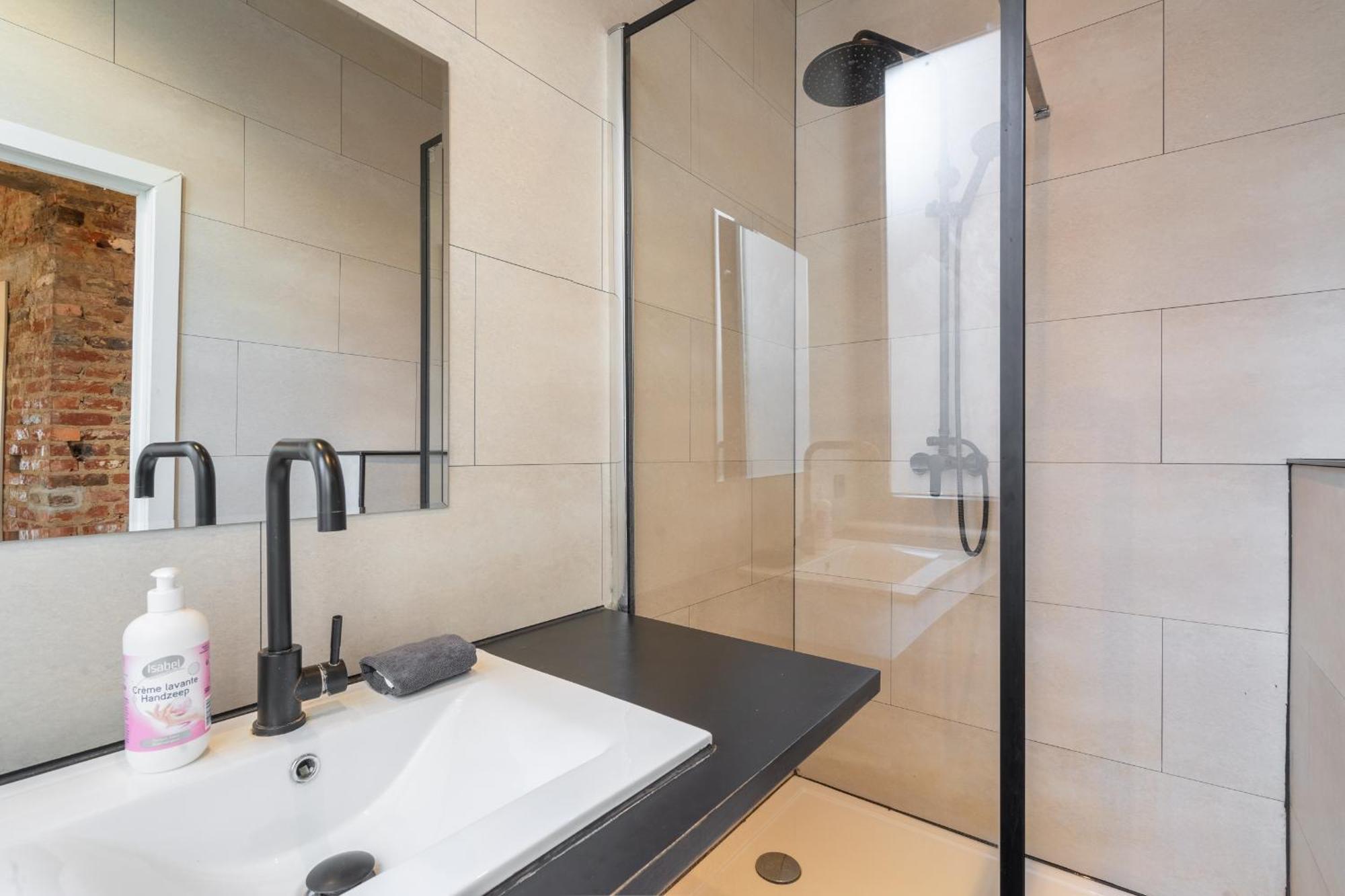 The Industrial Apartments Αμβέρσα Εξωτερικό φωτογραφία